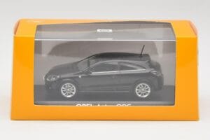 Opel Astra H OPC Sort Minichamps 1:43 90399890 Metal — billede 4 af 4