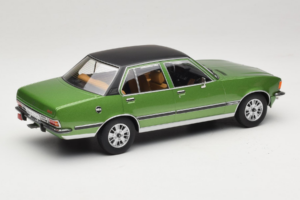 Opel Commodore B Grøn MCG 1:18 MCG18565 Metal — billede 2 af 6