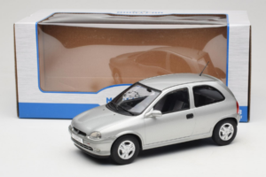 Opel Corsa B Grey Metallic MCG 1:18 MCG18515 Metal — billede 6 af 6