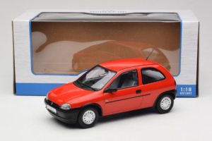 Opel Corsa B Rød MCG 1:18 MCG18513 Metal — billede 6 af 6