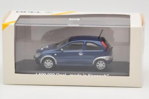 Opel Corsa C 1.5M Made in Eisenach Minichamps 1:43 OPEL003 Metal — billede 4 af 4