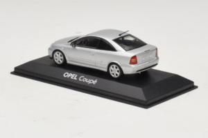 Opel Coupe Bertone Sølv Minichamps 1:43 B24910027 Metal — billede 3 af 4