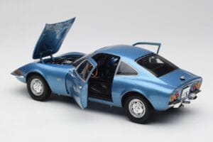 Opel GT Blå Minichamps 1:18 180049020 Metal — billede 5 af 8