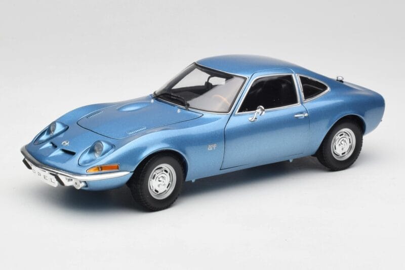 Opel GT Blå Minichamps 1:18 180049020 Metal
