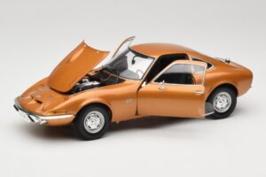 Opel GT Guld Minichamps 1:18 180049025 Metal — billede 2 af 8