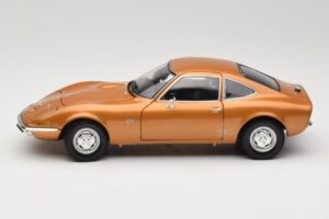 Opel GT Guld Minichamps 1:18 180049025 Metal — billede 4 af 8