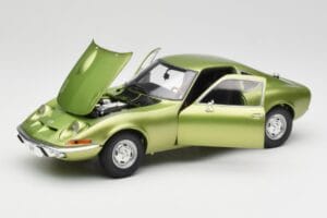 Opel GT Green Metallic Minichamps 1:18 180049029 Metal — billede 2 af 8
