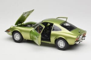 Opel GT Green Metallic Minichamps 1:18 180049029 Metal — billede 5 af 8