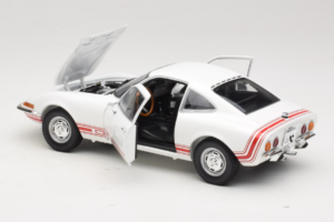 Opel GT Hvid Minichamps 1:18 180049027 Metal — billede 5 af 8