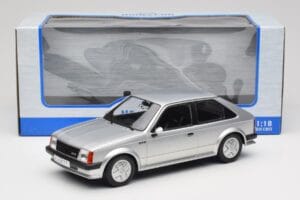 Opel Kadett D GTE Sølv MCG 1:18 MCG18533 Metal — billede 6 af 6