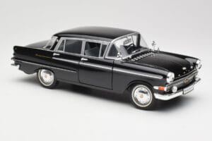 Opel Kapitan P1 Sort Revell 1:18 08822 Metal — billede 6 af 8