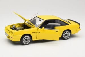 Opel Manta B GT/E Gul Revell 1:18 08421 Metal — billede 2 af 8