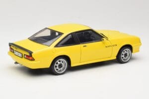 Opel Manta B GT/E Gul Revell 1:18 08421 Metal — billede 3 af 8