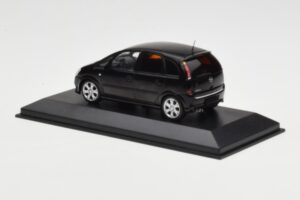 Opel Meriva OPC Sort Minichamps 1:43 90399891 Metal — billede 3 af 4