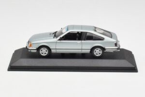 Opel Monza A Sølv Minichamps 1:43 400045122 Metal