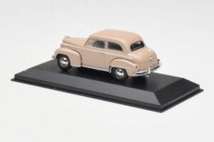 Opel Olympia A Beige Minichamps 1:43 430040404 Metal — billede 3 af 4