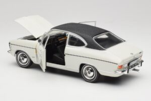 Opel Olympia A Coupe Hvid Sort Revell 1:18 8446 Metal — billede 5 af 8