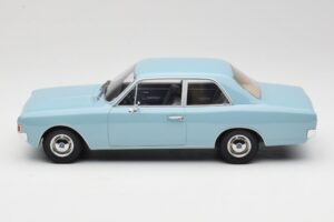 Opel Rekord C Lyseblå Minichamps 1:18 107047002 Metal — billede 3 af 6
