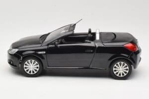 Opel Tigra TwinTop B Sort Norev 1:18 183600 Metal — billede 4 af 8