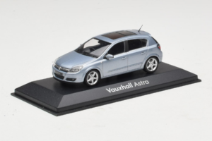 Opel Astra H Blue Metallic Minichamps 1:43 ASTRA004 Metal — billede 2 af 4