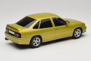 Opel Vectra A 2000 16V Gul MCG 1:18 MCG18463 Metal — billede 2 af 6