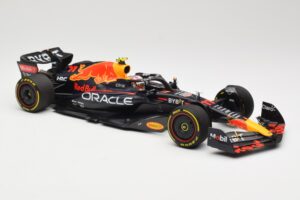 Oracle Red Bull Racing RB18 #11 S. Perez Miami GP 2022 Minichamps 1:18 110220511 Metal — billede 4 af 6