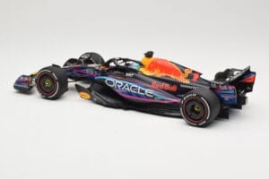 Oracle Red Bull Racing RB19 #1 M. Verstappen Winner Miami GP 2023 Minichamps 1:18 110230501 Metal — billede 5 af 6