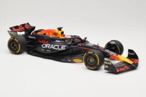 Red Bull Racing RB20 #1 M. Verstappen Winner China GP 2024 Minichamps 1:18 110240501 Metal — billede 4 af 6
