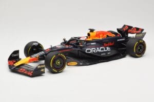 Red Bull Racing RB20 #1 M. Verstappen Winner China GP 2024 Minichamps 1:18 110240501 Metal