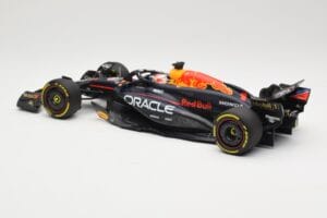 Red Bull Racing RB20 #1 M. Verstappen Winner China GP 2024 Minichamps 1:18 110240501 Metal — billede 5 af 6
