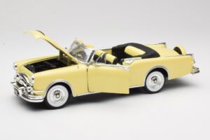 Packard Caribbean Cabriolet Gul Road Signature 1:18 92798 Metal — billede 2 af 8
