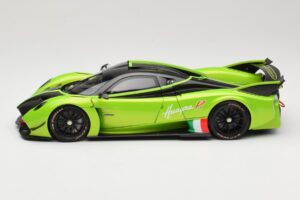 Pagani Huayra R Grøn LCD 1:18 LCD18012-GR Metal — billede 4 af 8