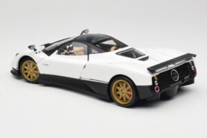 Pagani Zonda F Hvid Mondo Motors 1:18 157655 Metal — billede 7 af 8