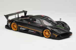 Pagani Zonda R Revolucion Carbon Fiber AUTOart 1:18 78261 Metal — billede 6 af 8