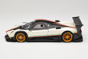 Pagani Zonda R Revolucion Hvid AUTOart 1:18 78262 Metal — billede 4 af 8