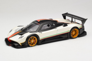 Pagani Zonda R Revolucion Hvid AUTOart 1:18 78262 Metal
