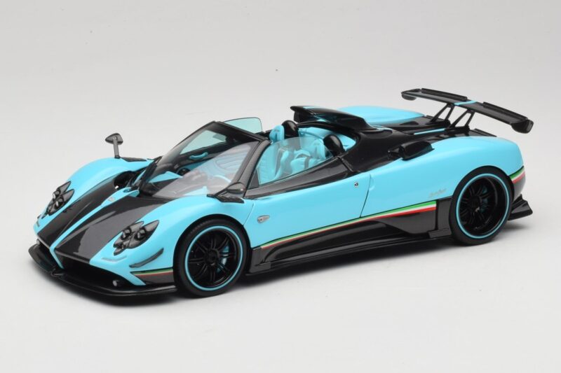 Pagani Zonda Uno Carbon Lyseblå Almost Real 1:18 850630001 Metal