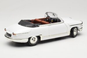 Panhard PL17 Cabriolet Hvid Solido 1:18 8174 Metal — billede 3 af 8