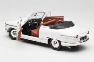 Panhard PL17 Cabriolet Hvid Solido 1:18 8174 Metal — billede 5 af 8