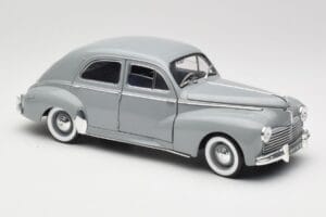 Peugeot 203 Gris Clair Solido 1:18 8145 Metal — billede 6 af 8