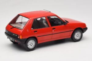Peugeot 205 Rød MCG 1:18 MCG18492 Metal — billede 2 af 6