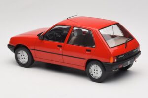 Peugeot 205 Rød MCG 1:18 MCG18492 Metal — billede 5 af 6