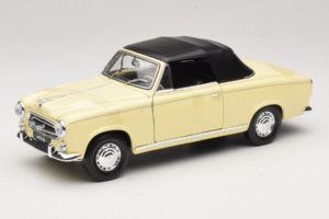 Peugeot 403 Cabriolet Beige Welly 1:18 12551HW Metal