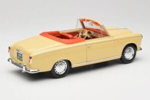 Peugeot 403 Cabriolet Sandgul Solido 1:18 8165 Metal — billede 3 af 8