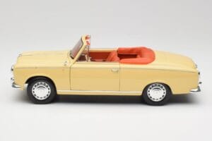 Peugeot 403 Cabriolet Sandgul Solido 1:18 8165 Metal — billede 4 af 8