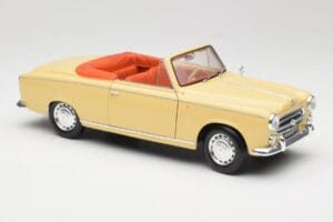 Peugeot 403 Cabriolet Sandgul Solido 1:18 8165 Metal — billede 6 af 8