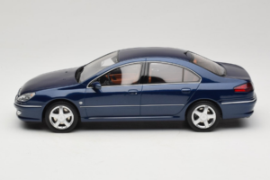 Peugeot 607 Phase II 3.0 V6 Blå Otto 1:18 OT485 Resin — billede 3 af 6