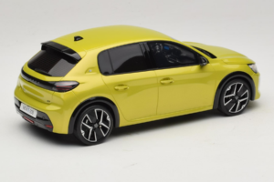 Peugeot E-208 GT Jaune Agueda Otto 1:18 OT1164 Resin — billede 2 af 6