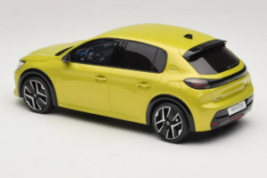 Peugeot E-208 GT Jaune Agueda Otto 1:18 OT1164 Resin — billede 5 af 6
