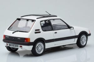 Peugeot 205 GTi 1.6 Hvid Norev 1:18 184849 Metal — billede 3 af 8